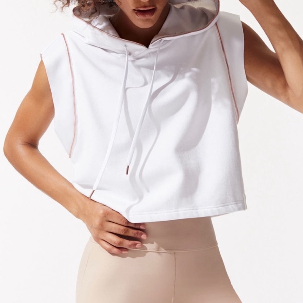 Carbon38 Run:Way • Sadie Crop Sleeveless Hoodie